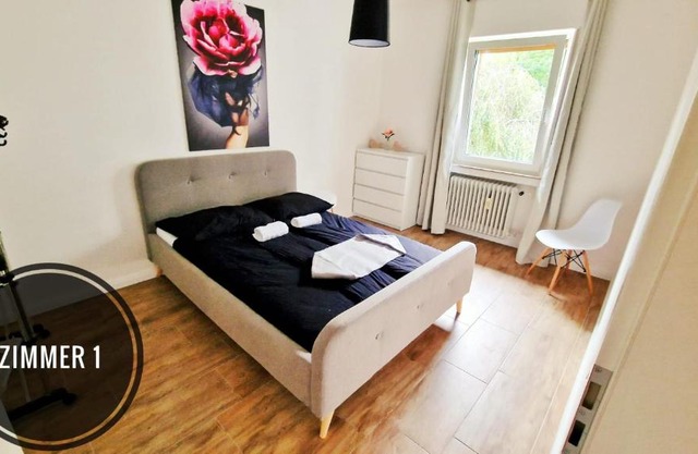 Appartement 4 Personen - Zimmer in Wohnung, zentral, ruhig, modern