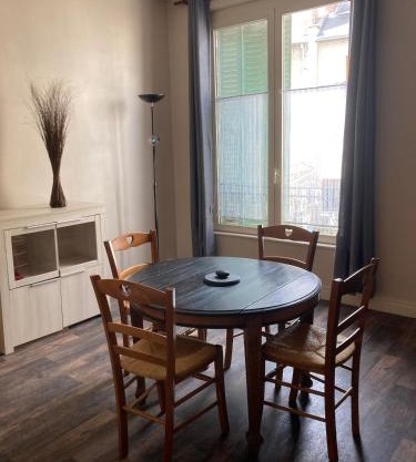 Appartement 4 personnes plein centre de Rethel