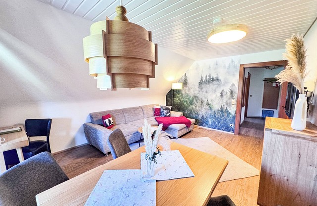 Appartement, 40qm, mit Dusche/WC oder Bad/WC und Balkon
