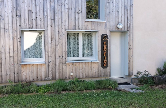 Appartement au Calme Proche des Commerces au Bord de la Loire