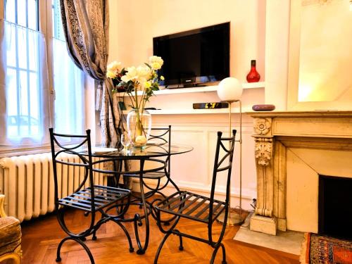 APPARTEMENT AU CENTRE VILLE