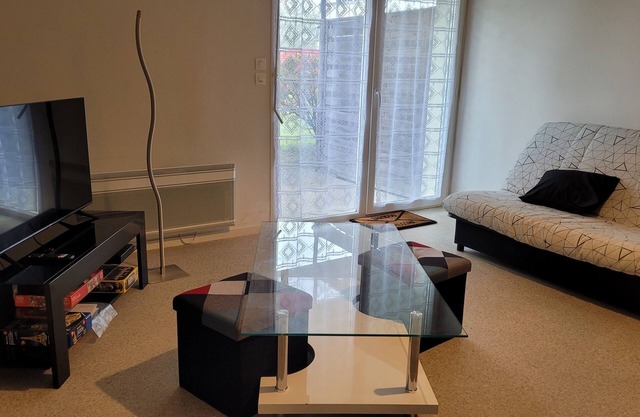 Appartement Avec Terrasses, Équipements Entièrement Neufs