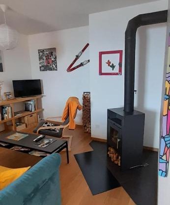 Appartement CHENILLE charmant 2 pièces plein pied avec jardin et vue magnifique