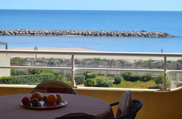 Appartement D'exception sur la Plage Avec Piscine