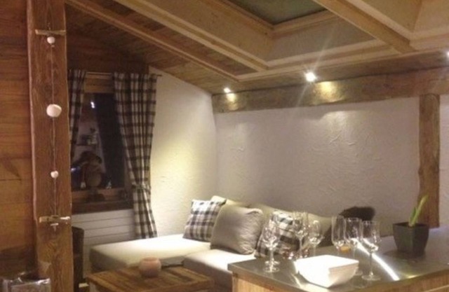 Appartement de Charme en Vieux-bois Style Châlet Pour 4 Personnes 2 Chambres