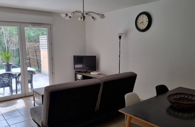 Appartement en rdc Avec Jardin et Parking Privé Proche Centre Avignon