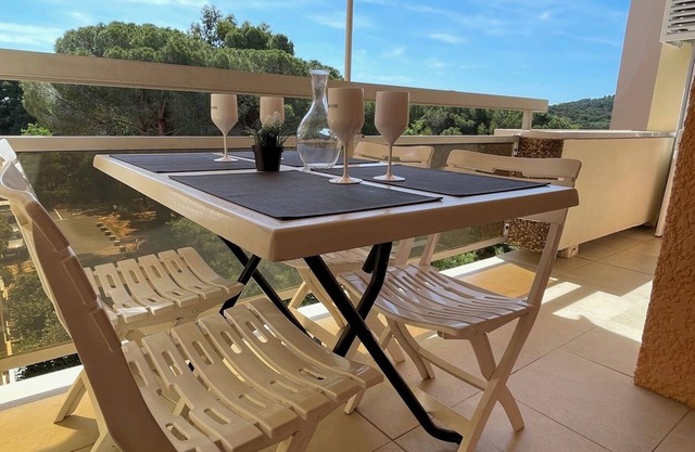 Appartement a 5 Minutes de la Belle Plage de la Favière