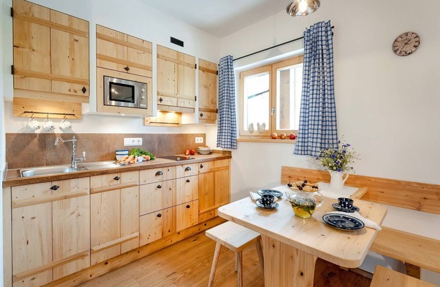 Appartement "Hühnernest", 25 qm Obergeschoss, kombinierter Wohn- und Schlafraum