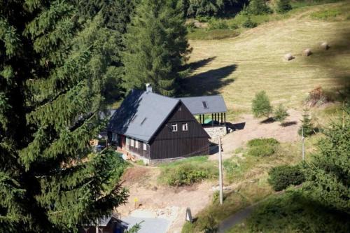 Appartement in Klingenthal mit Terrasse, Garten und Grill