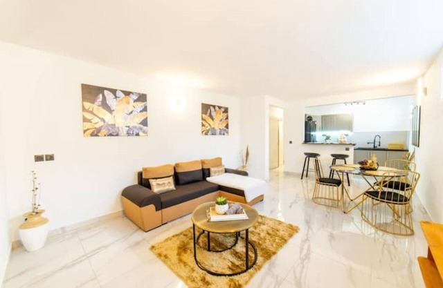 Appartement Luxueux à 3 Minutes de la Plage !
