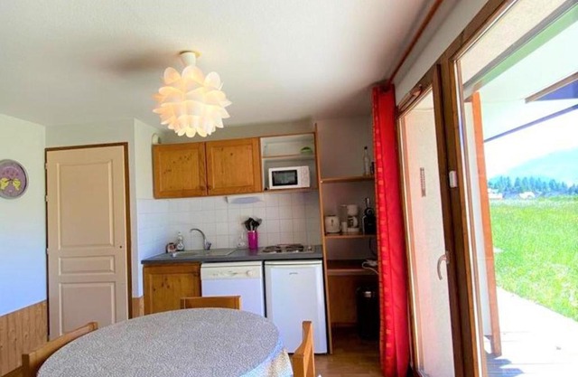 Appartement rénové 6 pers, terrasse, parking, local ski - FR-1-504-150