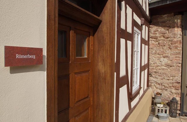 APPARTEMENT Römerberg FACHWERKHAUS - LindenONE vacation apartments