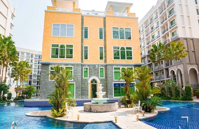 Appartement tout équipé – Vue & confort à Pattaya