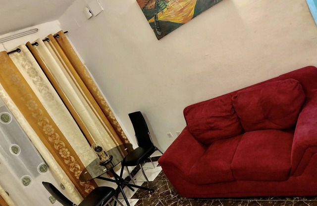 Appartementmeublé une Chambre +douche Bonamoussadi