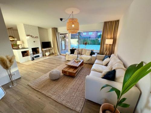 Appartements Zum Weißen Hahn