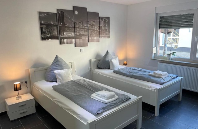 Appartment am Rosenplatz,24 Stunden Check in, Küche, kostenfreie Parkplätze