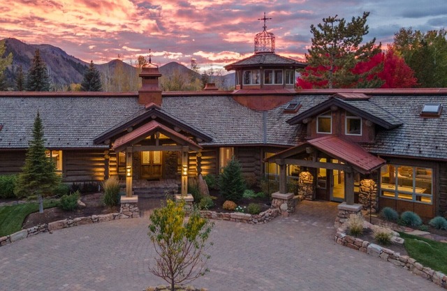 Après Lodge - Ultimate Gathering Place for Family & Friends