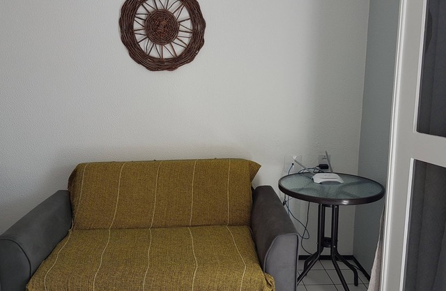 Apt 100m from Praia do Futuro, air-conditioned, 1 floor, wi-fi, sleeps up to 8 people