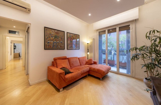 Apt. HouSmart Treves 2