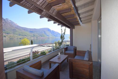 Apt Jolanda Bellagio Wild Flowers