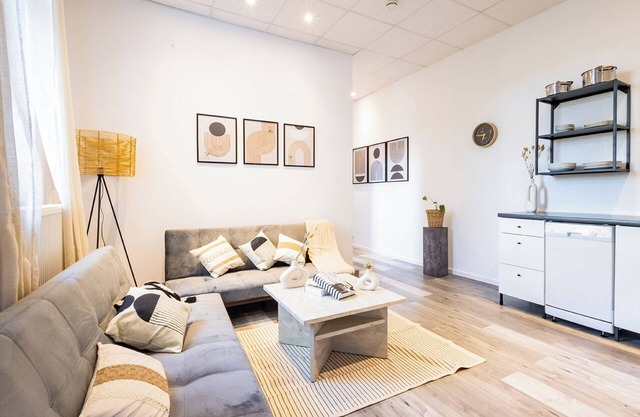 Apt. Leverkusen | for | Cologne trade fair & Duesseldorf & more