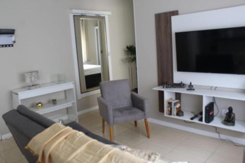 Apt perto Shopping Iguatemi com garagem