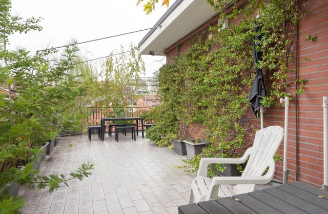 APT with large terrace - Calvairate neighborhood