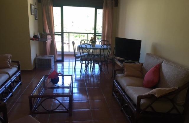Apto 2 dorms Enseada