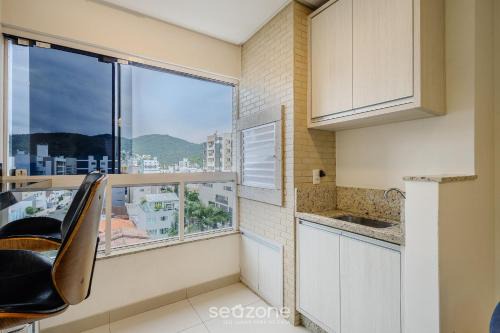 Apto 2Q Churrasq. Garagem 550m da Praia ZUC0703