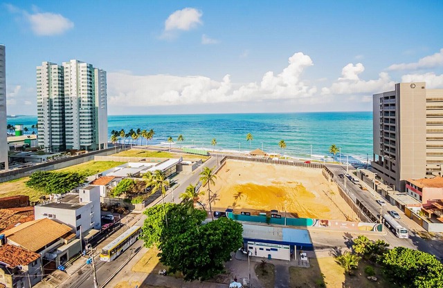 Apto a 180m da Praia de Cruz das Almas - Maceió/AL