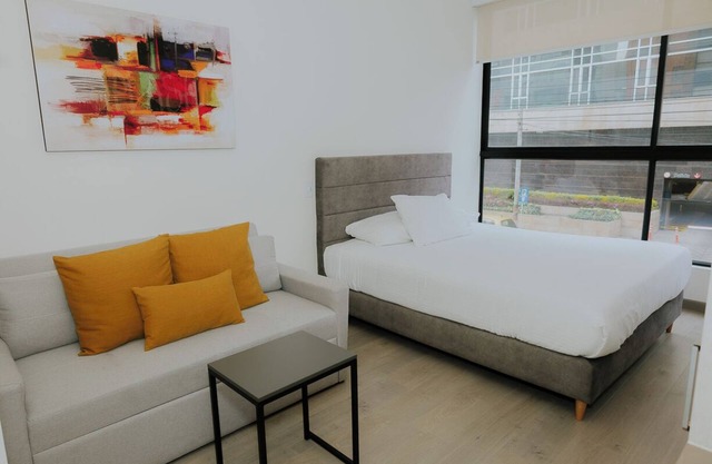 Apto con coworking Usaquén cerca Fundación SantaFe