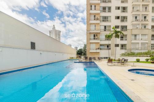 Apto em cond c/piscina no Setor Bueno NPH0904