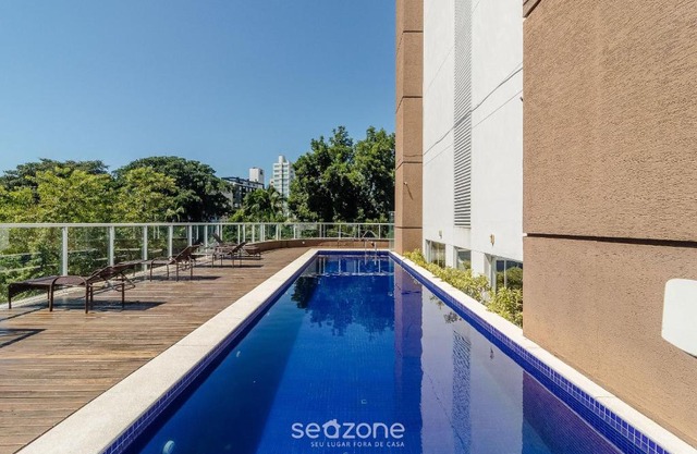 Apto em cond. com piscina em Blumenau – PEM1301