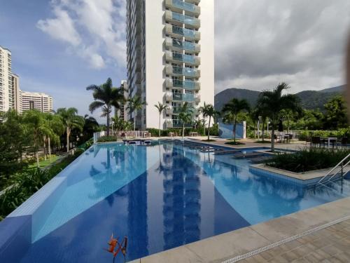 Apto na Barra da Tijuca próximo a praia