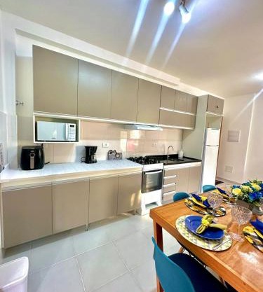 Apto. novo, todo equipado, 330m da praia