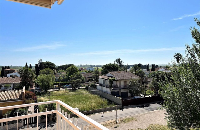 Apto. TEmpordà 3C - Piscina comunitaria, Wifi, terraza de 20m2 con fantásticas vistas.