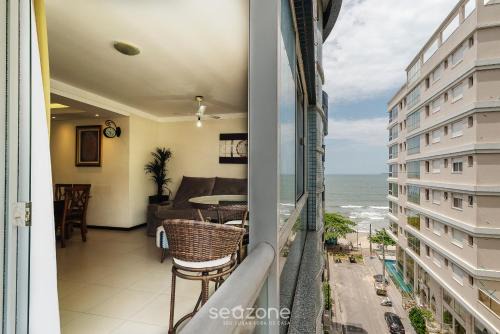 Apto vista mar c/churrasq. a 50m da Praia ATT0602