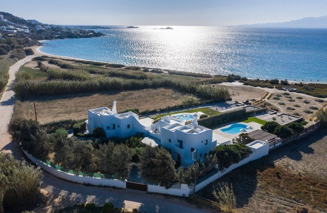 Aqua Breeze Villas Naxos