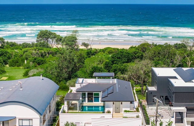 Aquarium - beachfront Pottsville home with pool