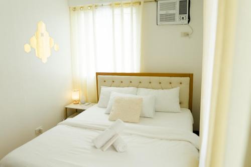 AR01 Peaceful & quiet 1BR condo w pool access TV&Wifi