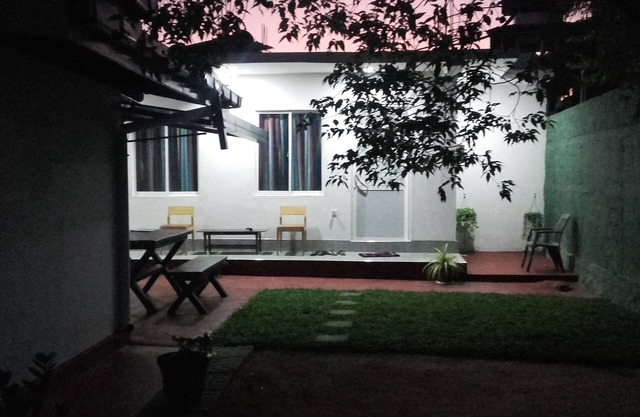Araliyawhitehouse in negombo city