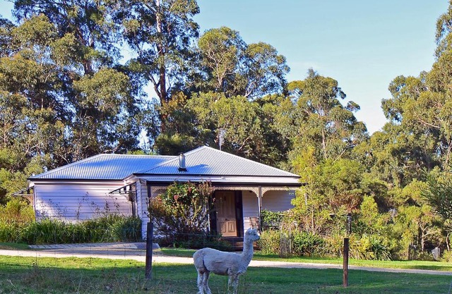 Araluen Park Cottages
