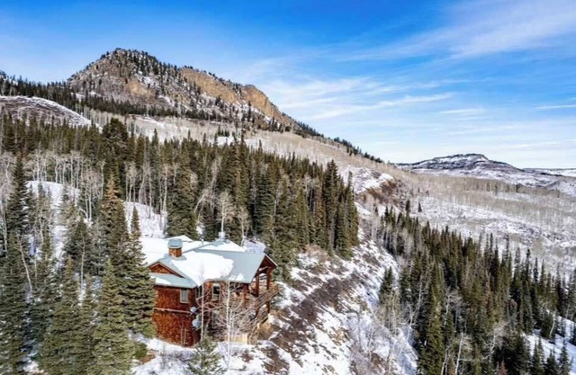 Arapaho Lodge, Arapaho Lodge - A secluded getaway