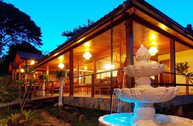 Aratinga Inn
