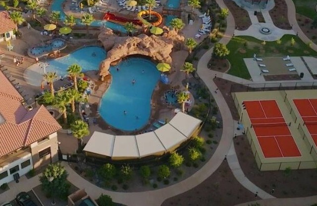 Arcadia 4/5 | Sleep 36! Perfect Poolside Location * Balcony Views * Luxury Furni
