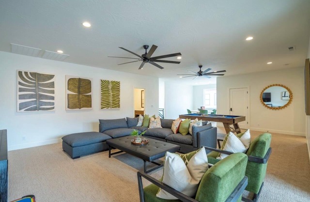 Arcadia 76 | Private Hot Tub * Dog Friendly * Pool Table * Arcade * Patio