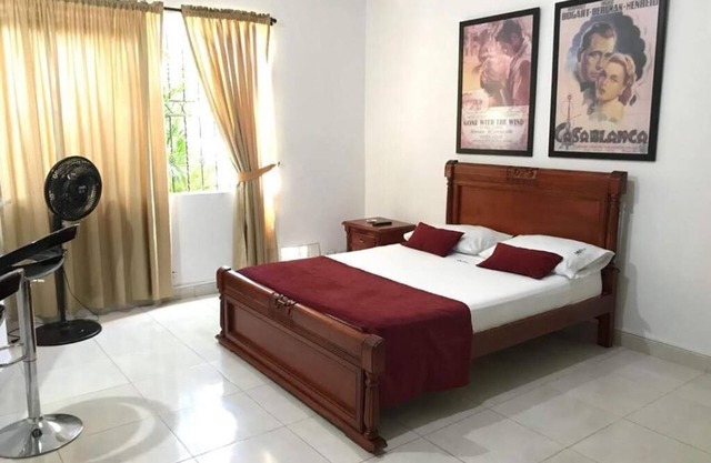 ARCO APARTASUITES apartment 7 -NO AC-