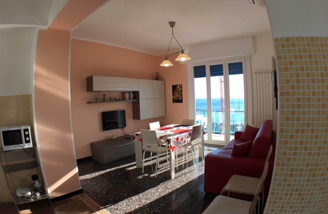 Arcobaleno Apartament in Albissola Marina (SV) 500 meters from the sea.