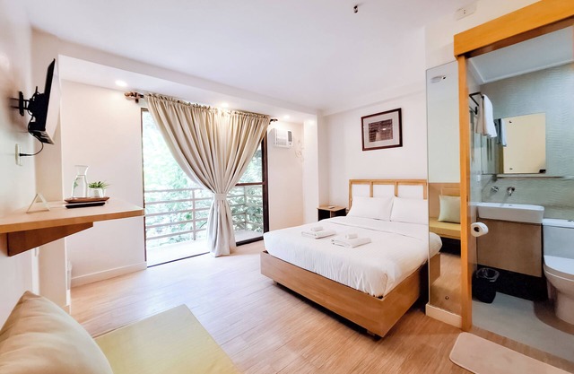 Areca Boracay Bed & Breakfast