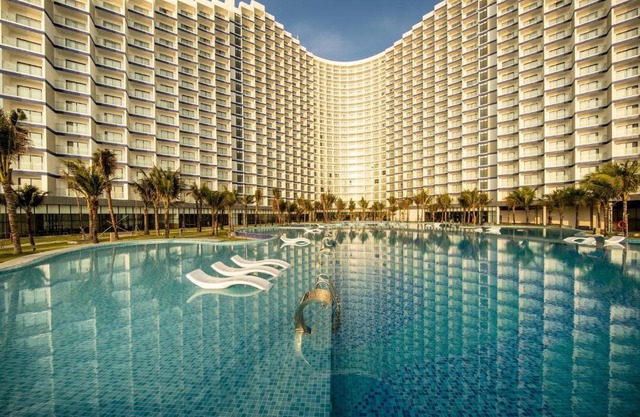 Arena Cam Ranh Condotel